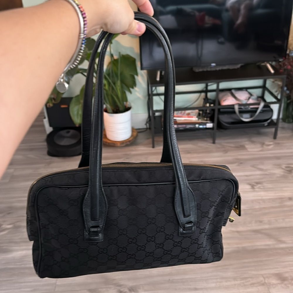 Gucci nylon Monogram authentic - Picture 2 of 4